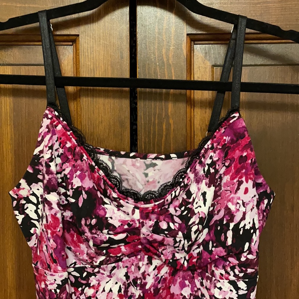 White House Black Market Sleeveless Top - Picture 2 of 5
